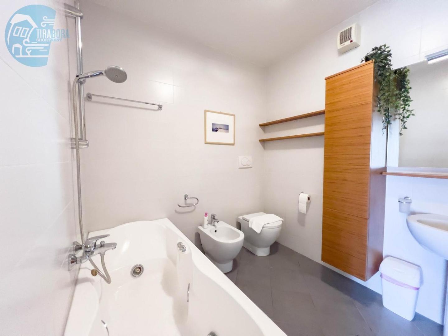 شقة Cattedrale 5 Tirabora Short Rent ترييستي المظهر الخارجي الصورة