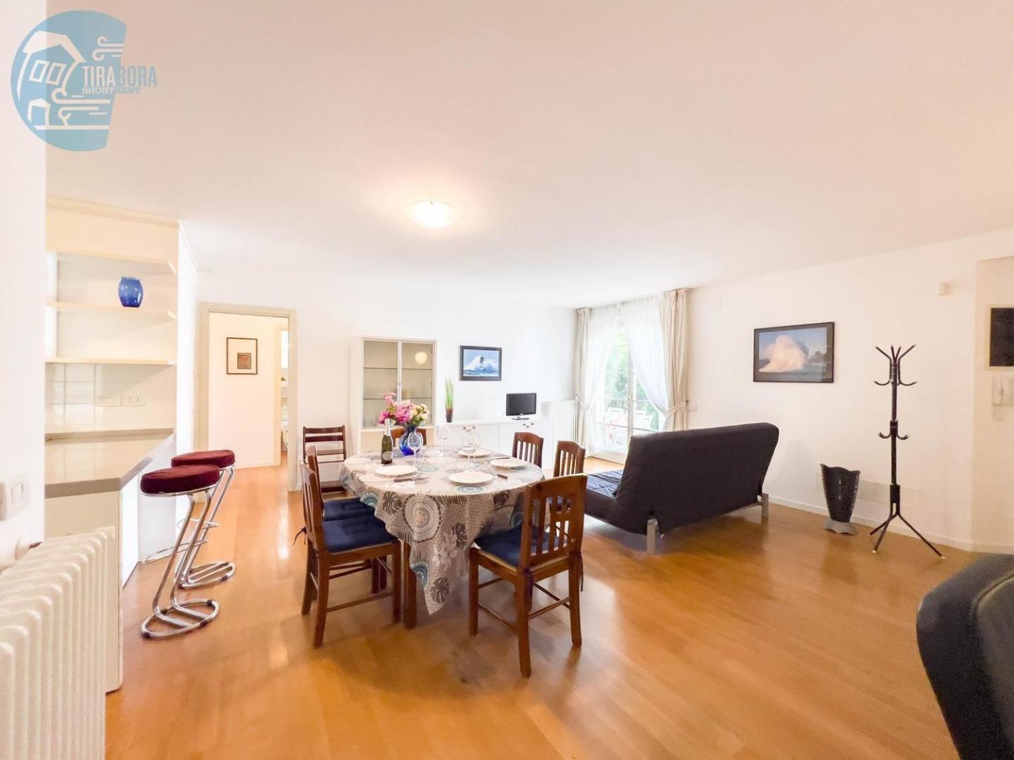 شقة Cattedrale 5 Tirabora Short Rent ترييستي المظهر الخارجي الصورة